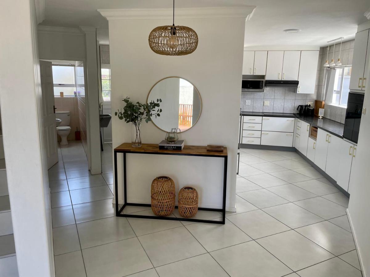 'On Point' Beach House - Jeffreys Bay Esterno foto