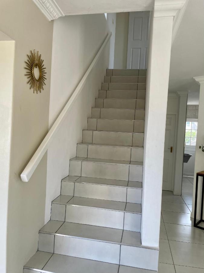 'On Point' Beach House - Jeffreys Bay Esterno foto