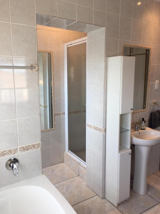 'On Point' Beach House - Jeffreys Bay Esterno foto